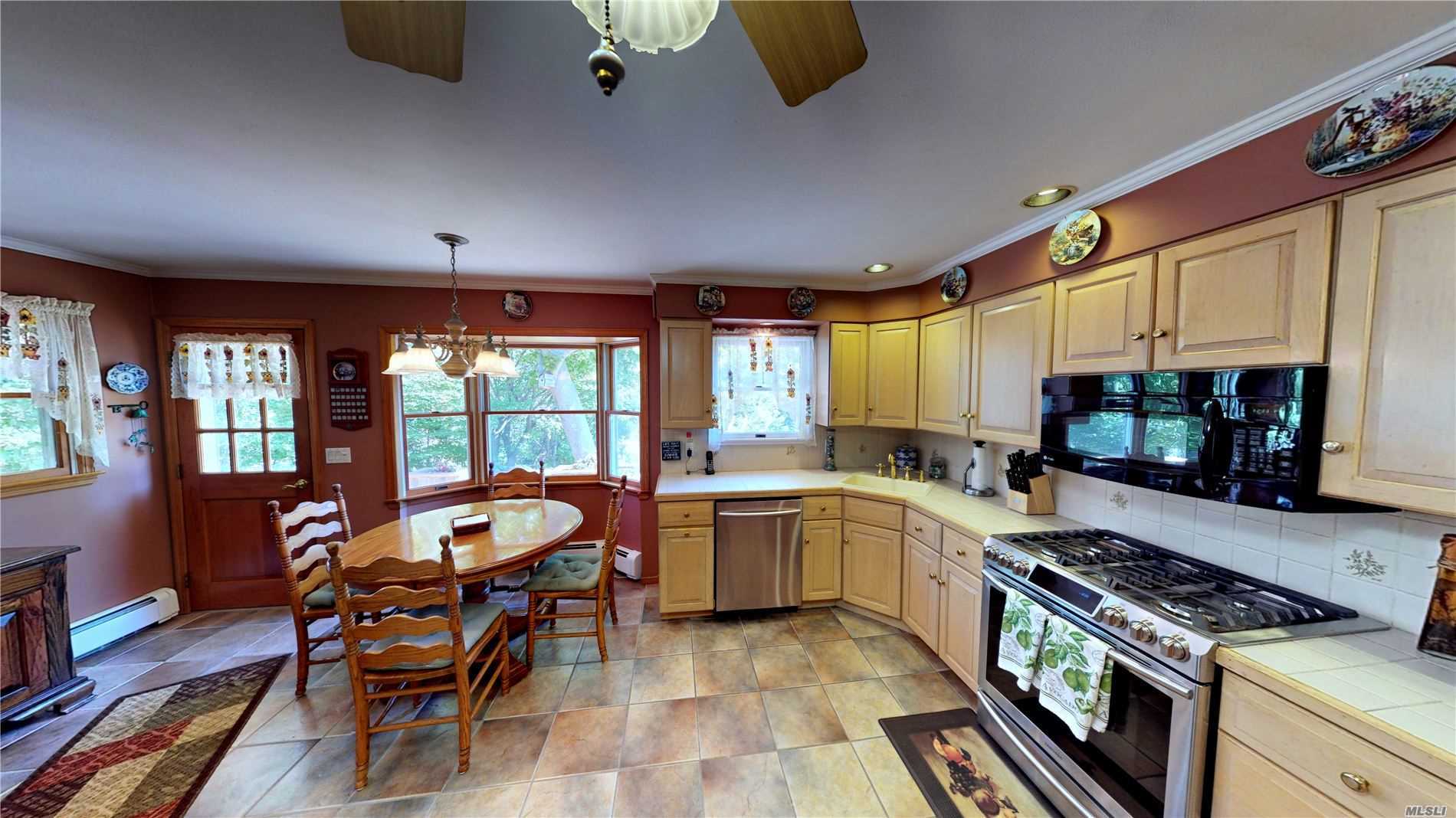 15 Miller Place Road Miller Place, NY 11764 - Photo 2 of 19 Gallery Image 2