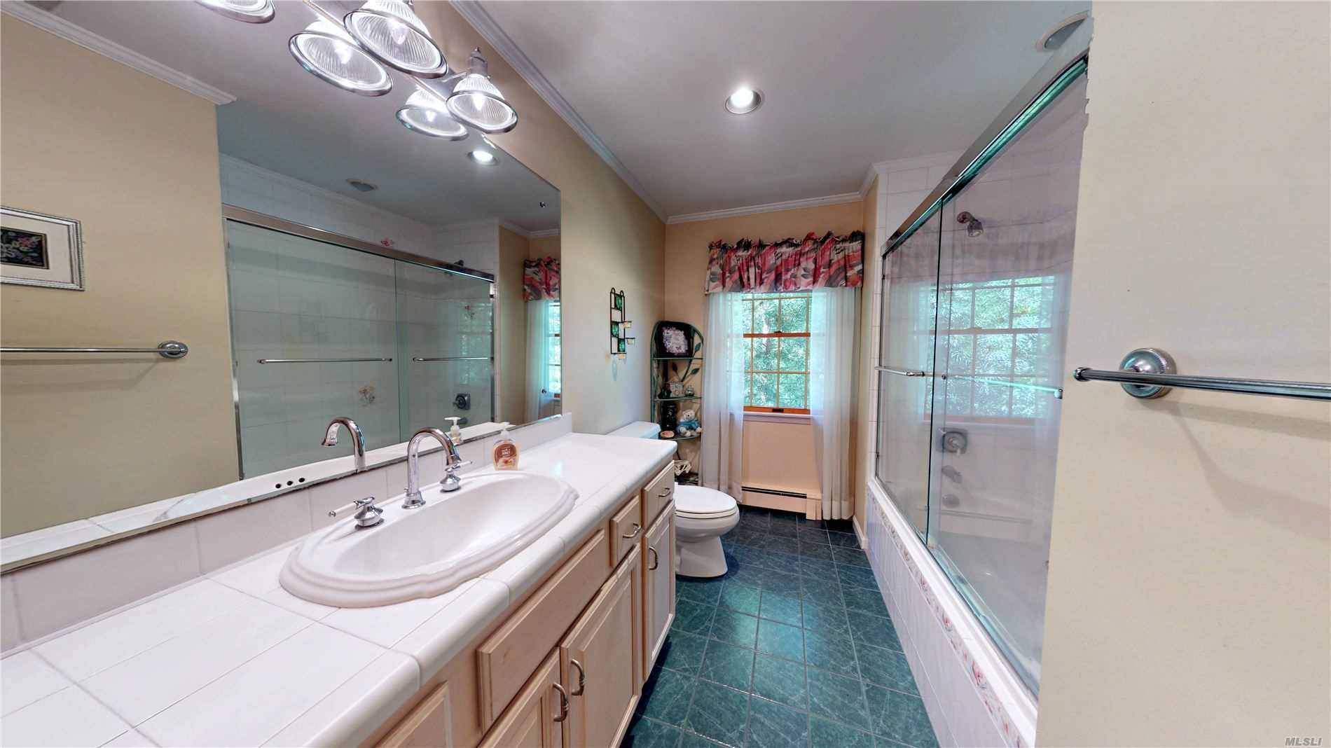 15 Miller Place Road Miller Place, NY 11764 - Photo 15 of 19 Gallery Image 15
