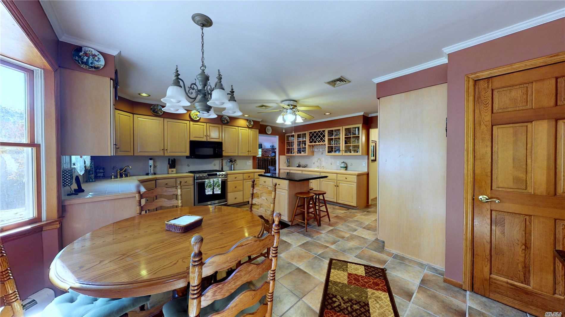 15 Miller Place Road Miller Place, NY 11764 - Photo 3 of 19 Gallery Image 3