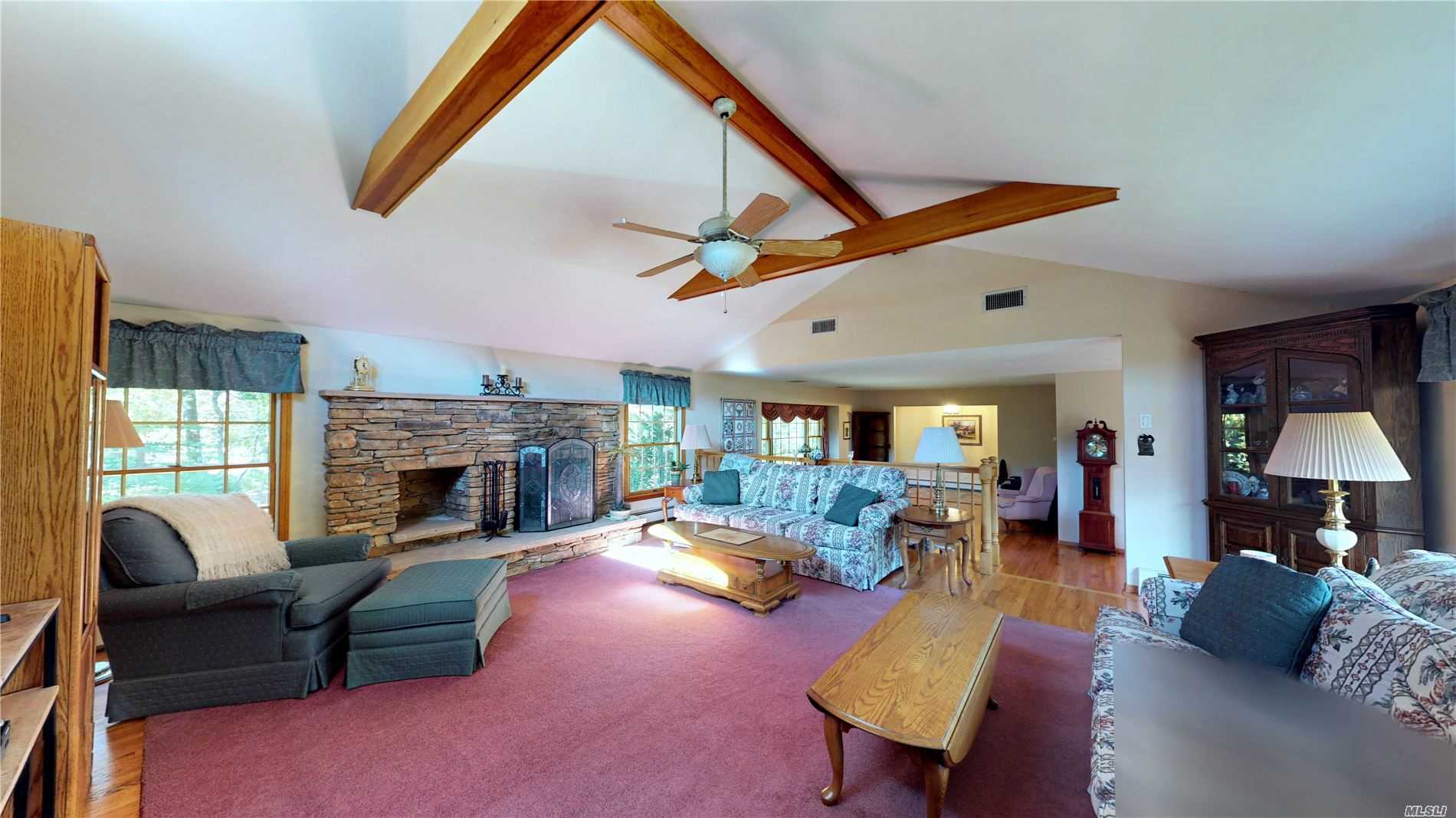 15 Miller Place Road Miller Place, NY 11764 - Photo 5 of 19 Gallery Image 5