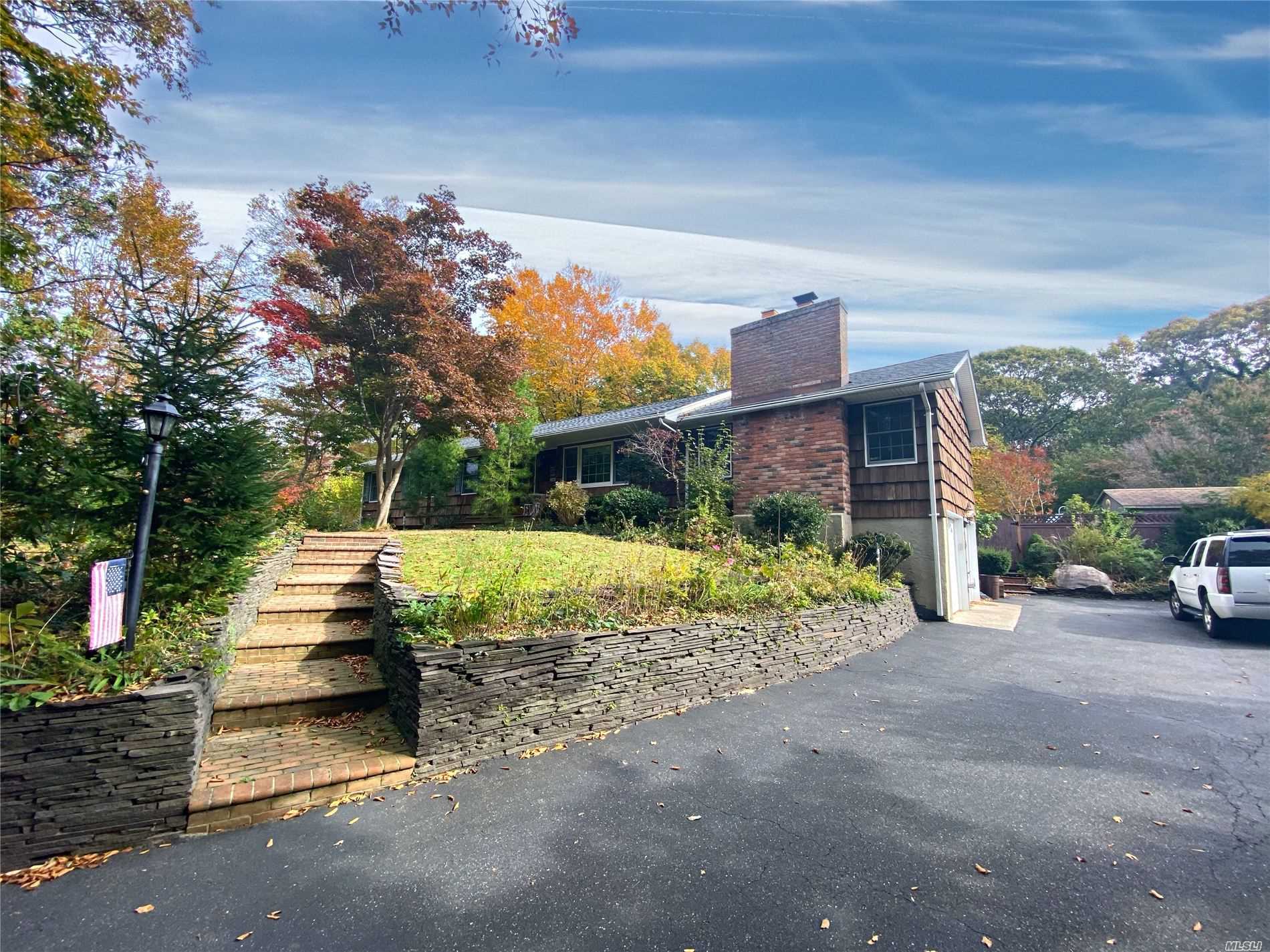 15 Miller Place Road Miller Place, NY 11764 - Photo 7 of 19 Gallery Image 7