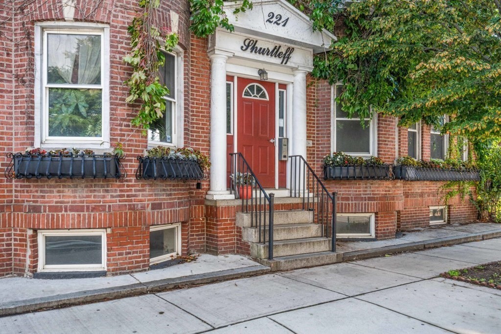 221 Shurtleff Street, Unit 1, Chelsea, MA 02150 Compass