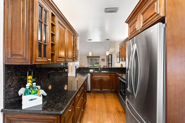 $459,900 | 9909 Southwest 16th Street, Pembroke Pines, FL 33025