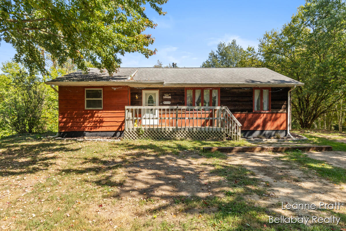 4115 Osborne Road Delton, MI 49046 - Photo 1 of 24 IMG_1000