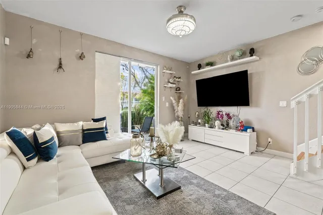 $350,000 | 3546 Northwest 14th Court, Lauderhill, FL 33311