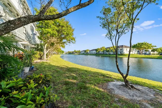 $350,000 | 3546 Northwest 14th Court, Lauderhill, FL 33311