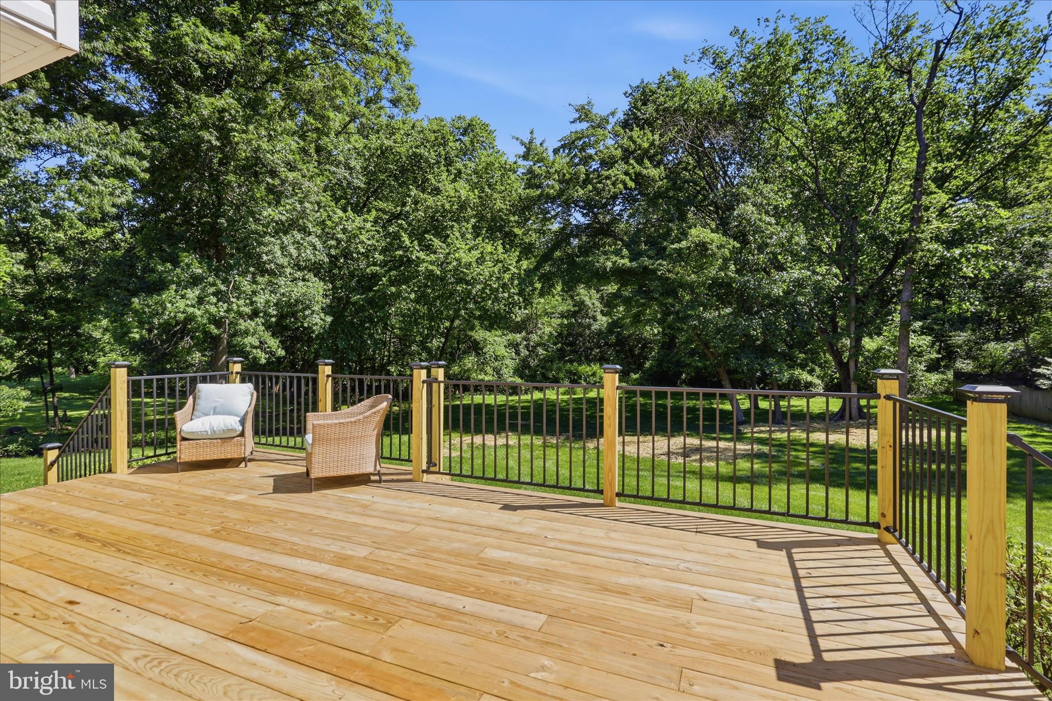 2412 Rosedown Drive Reston, VA 20191 - Photo 26 of 43