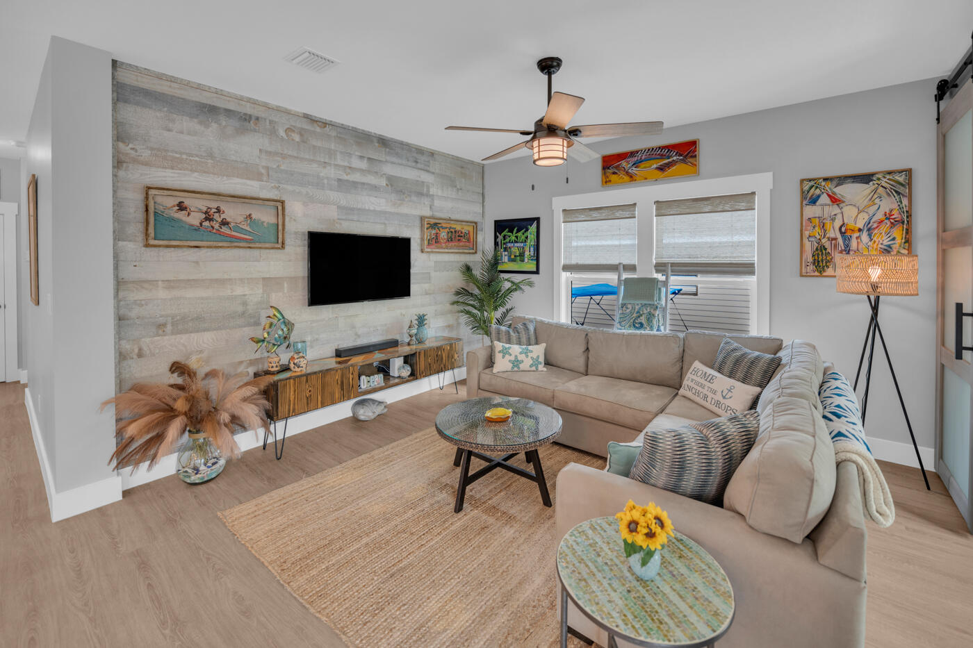 251 Cuba Road Tavernier, FL 33070 - Photo 2 of 37 Living Room