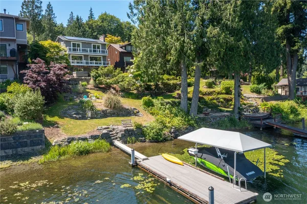 $1,588,000 | 482 West Lake Samish Drive, Bellingham, WA 98229
