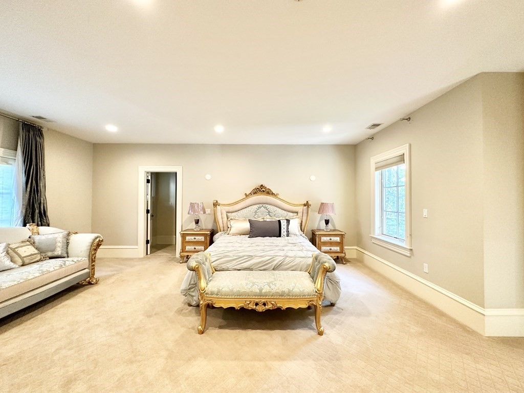 458 Heath Street Brookline, MA 02467 - Photo 15 of 41