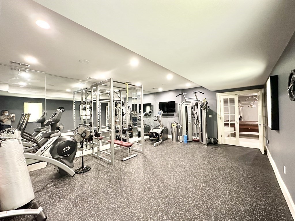 458 Heath Street Brookline, MA 02467 - Photo 37 of 41