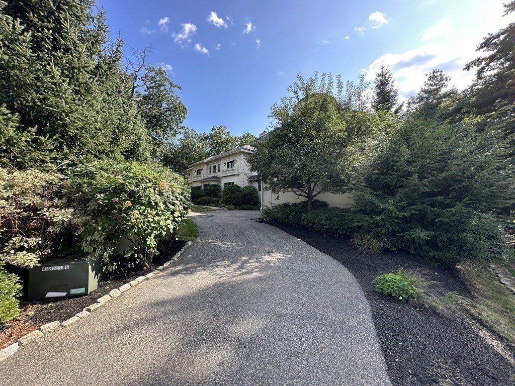 458 Heath Street Brookline, MA 02467 - Photo 4 of 41