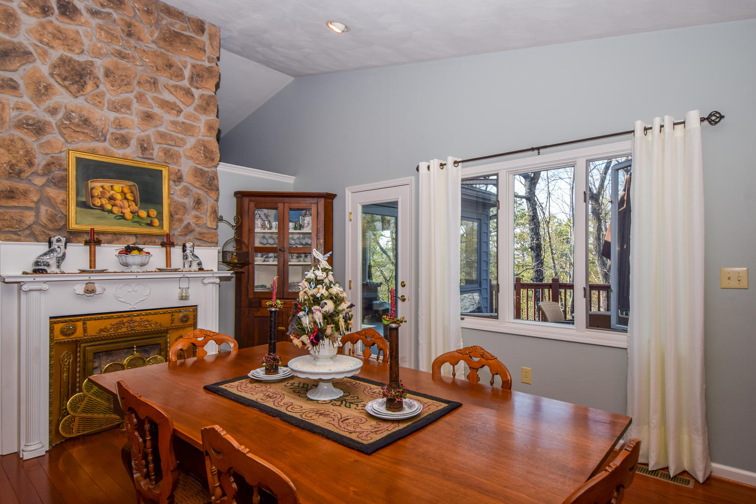 5350 Silver Fox Road Roanoke, VA 24018 - Photo 7 of 42 7