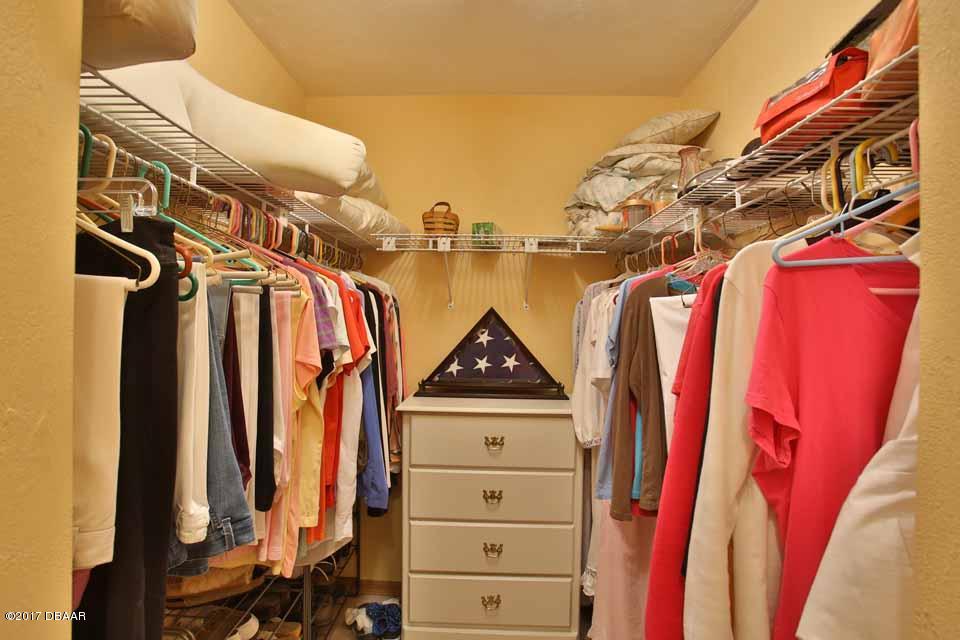 42 Crooked Pine Road Port Orange, FL 32128 - Photo 14 of 25 Roomy closet