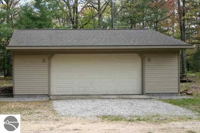 6323 South Betsie River Road Interlochen, MI 49643 - Photo 23 of 24 1722439-22.JPG
