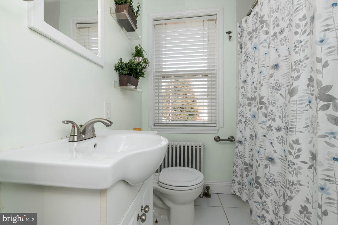 1721 Pin Oak Road Baltimore, MD 21234 - Photo 16 of 33