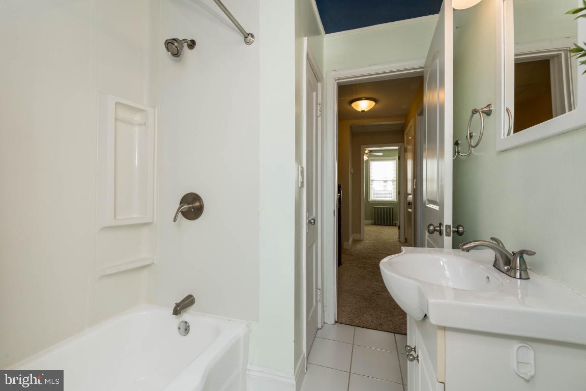 1721 Pin Oak Road Baltimore, MD 21234 - Photo 17 of 33