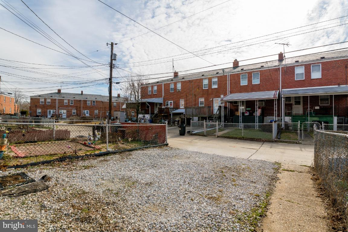 1721 Pin Oak Road Baltimore, MD 21234 - Photo 27 of 33