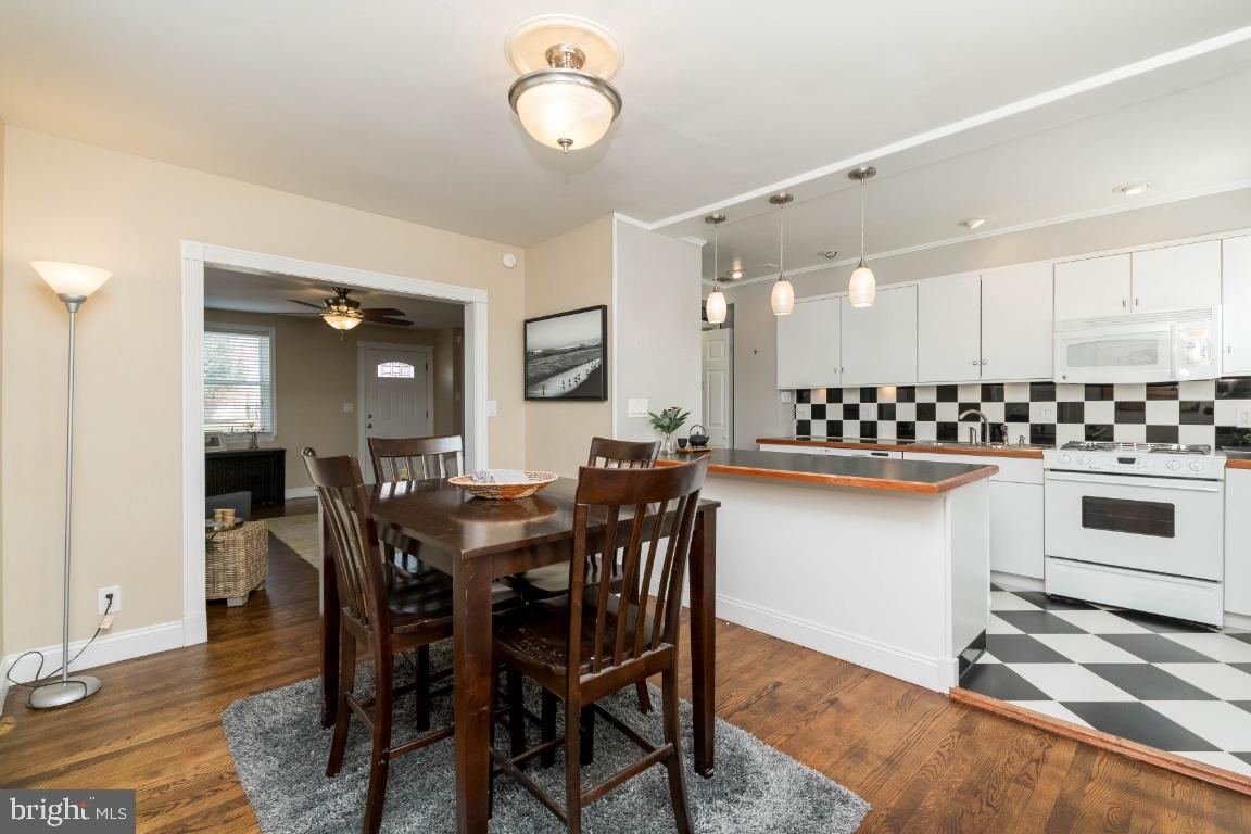 1721 Pin Oak Road Baltimore, MD 21234 - Photo 7 of 33