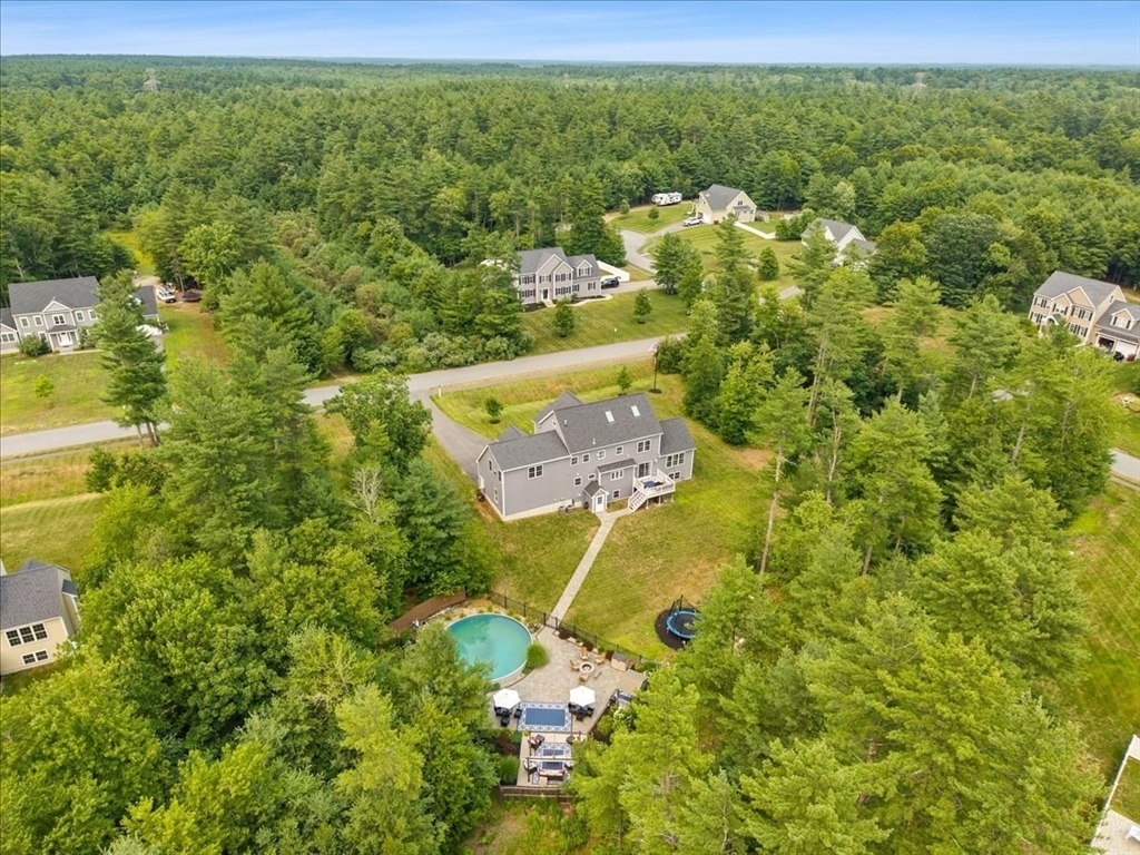 8 Paddock Circle Middleboro, MA 02346 - Photo 8 of 42