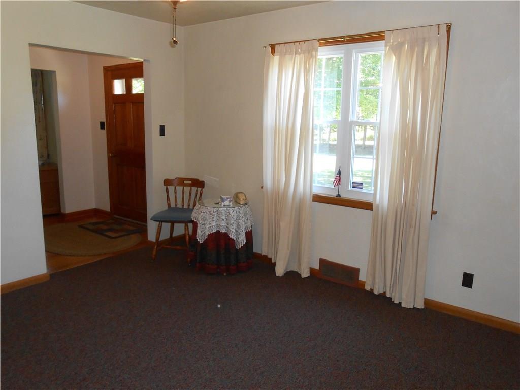 4447 Oakdale Road Butler, PA 16001 - Photo 8 of 24 Dining room to entertain