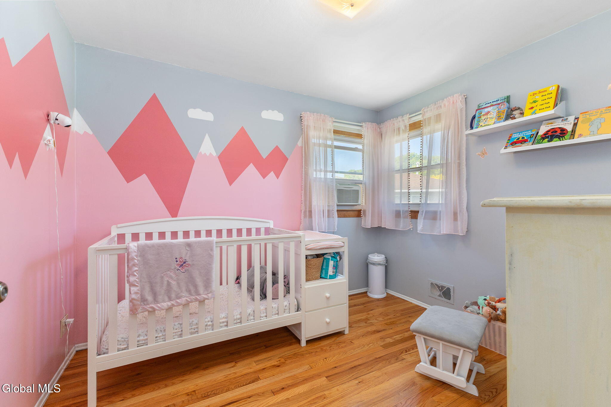 10 Tanglewood Road Colonie, NY 12205 - Photo 15 of 44 18-10TanglewoodRd_18