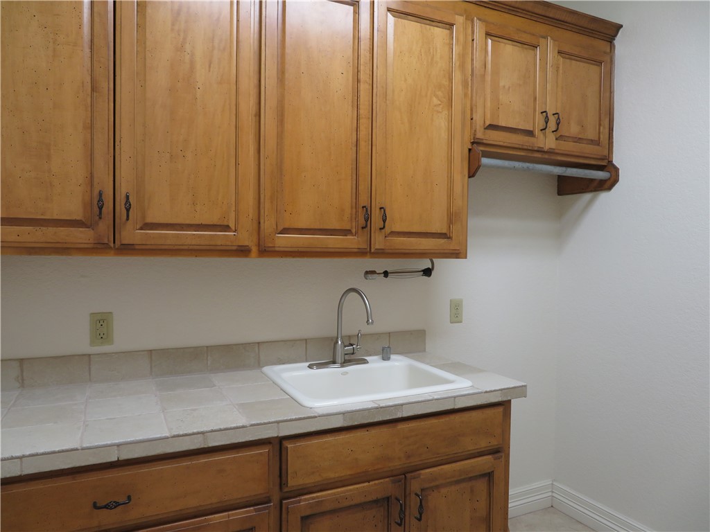 5803 South Oso Parkway Corpus Christi, TX 78414 - Photo 23 of 39