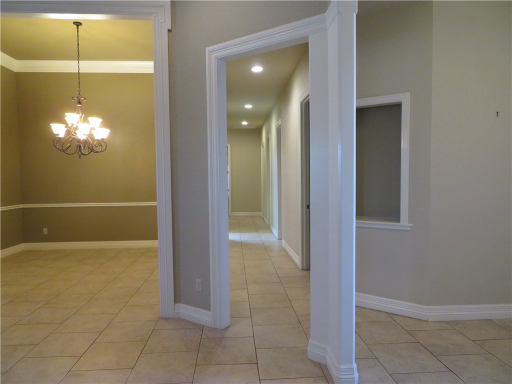 5803 South Oso Parkway Corpus Christi, TX 78414 - Photo 4 of 39