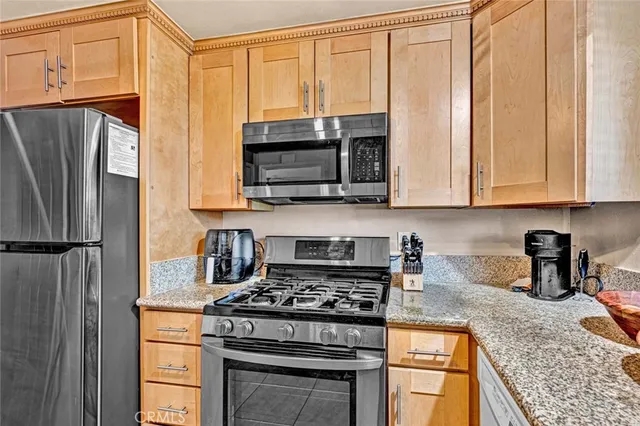 $679,999 | 1125 East 1st Street, Tustin, CA 92780