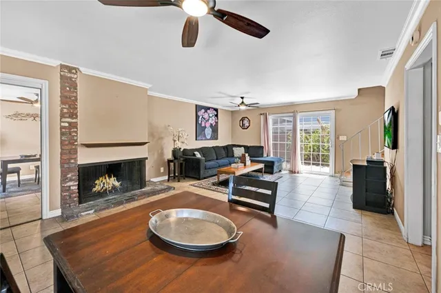 $679,999 | 1125 East 1st Street, Tustin, CA 92780