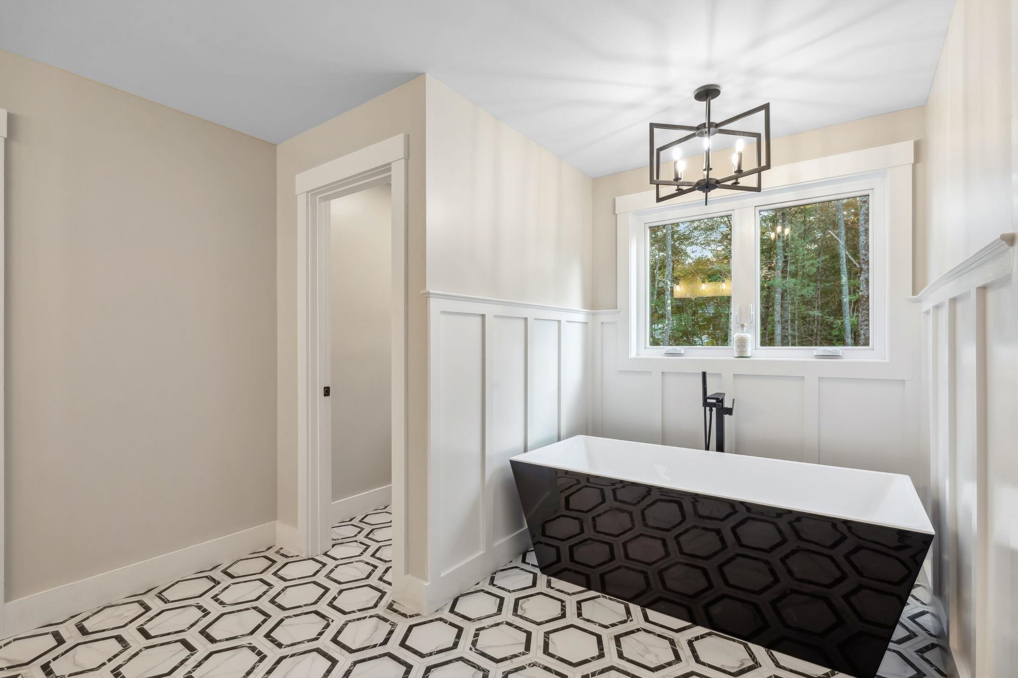 119 Hoit Road Concord, NH 03301 - Photo 17 of 54