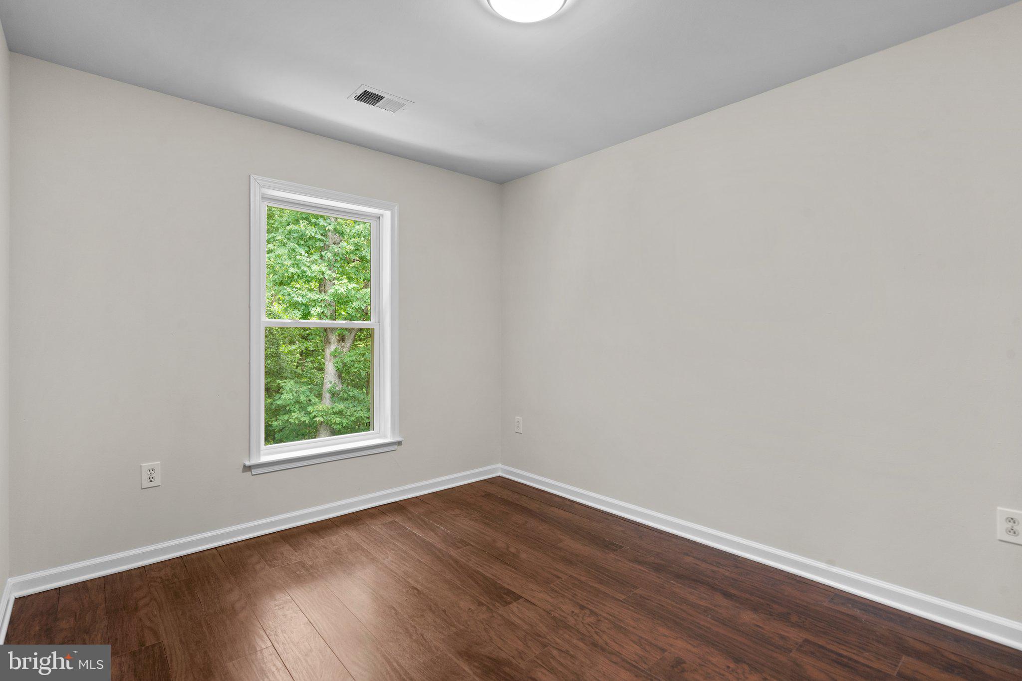 16058 Dorset Road Laurel, MD 20707 - Photo 16 of 32 Gallery Image 16