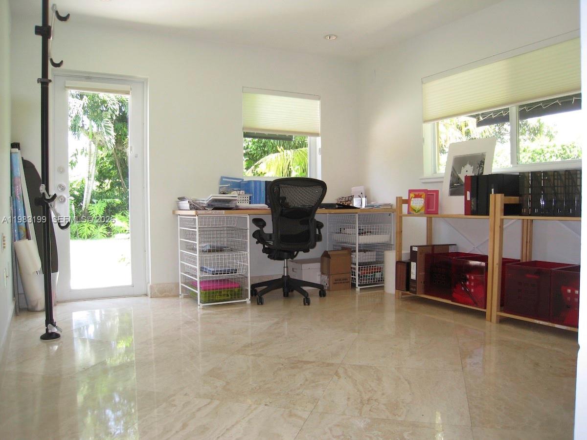 7440 Southwest 126th Street Pinecrest, FL 33156 - Photo 18 of 22 a workspace with furniture and a window