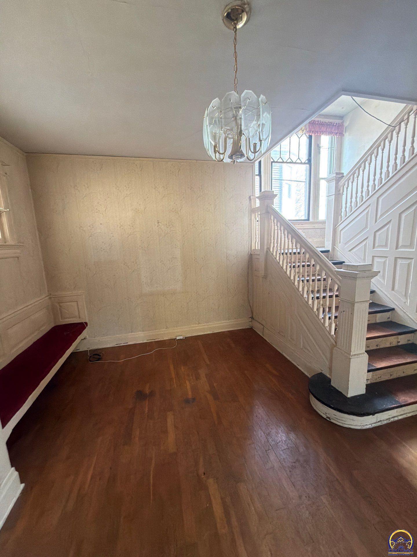 1224 Southwest Taylor Street Topeka, KS 66612 - Photo 19 of 34