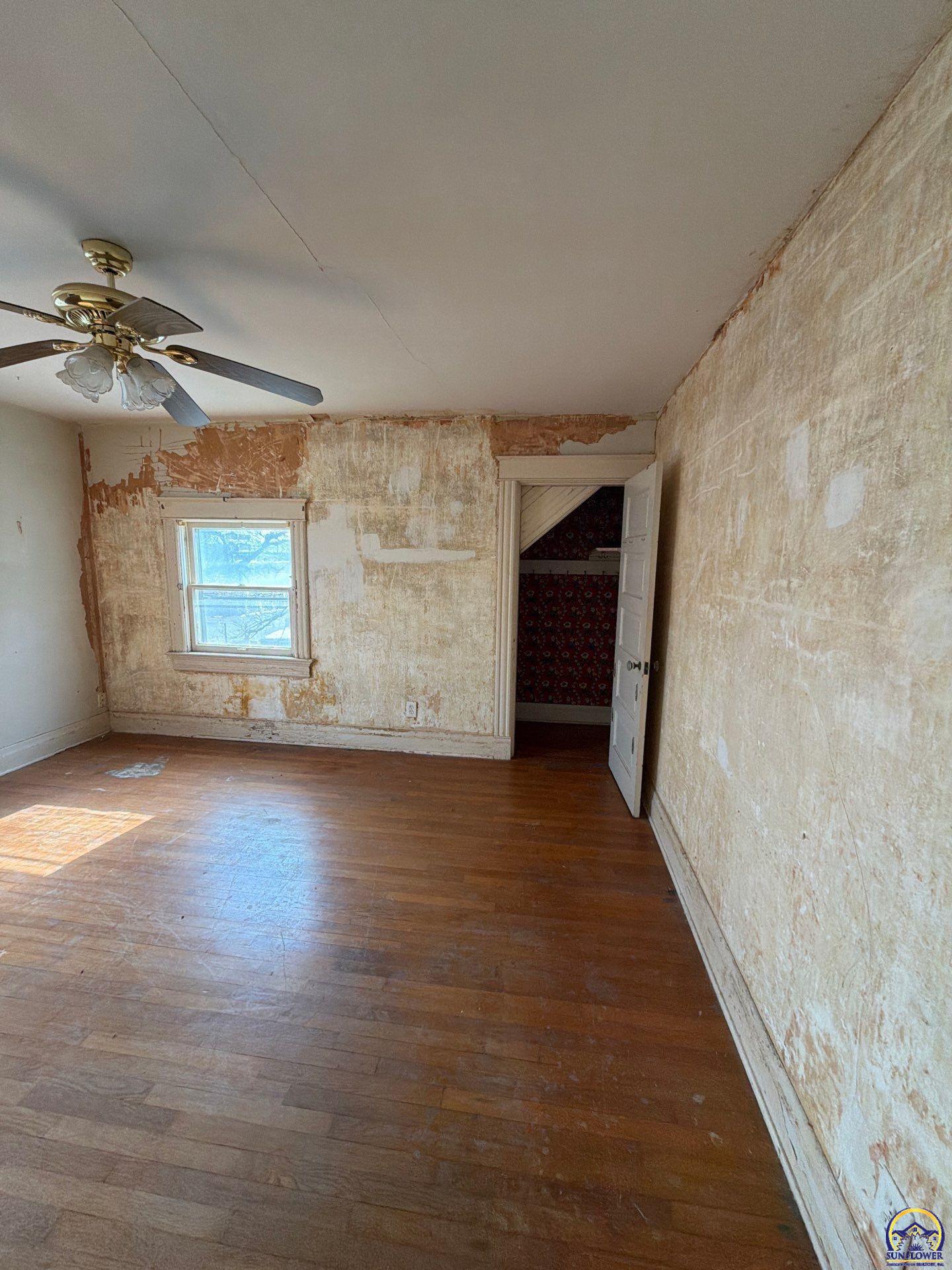 1224 Southwest Taylor Street Topeka, KS 66612 - Photo 22 of 34