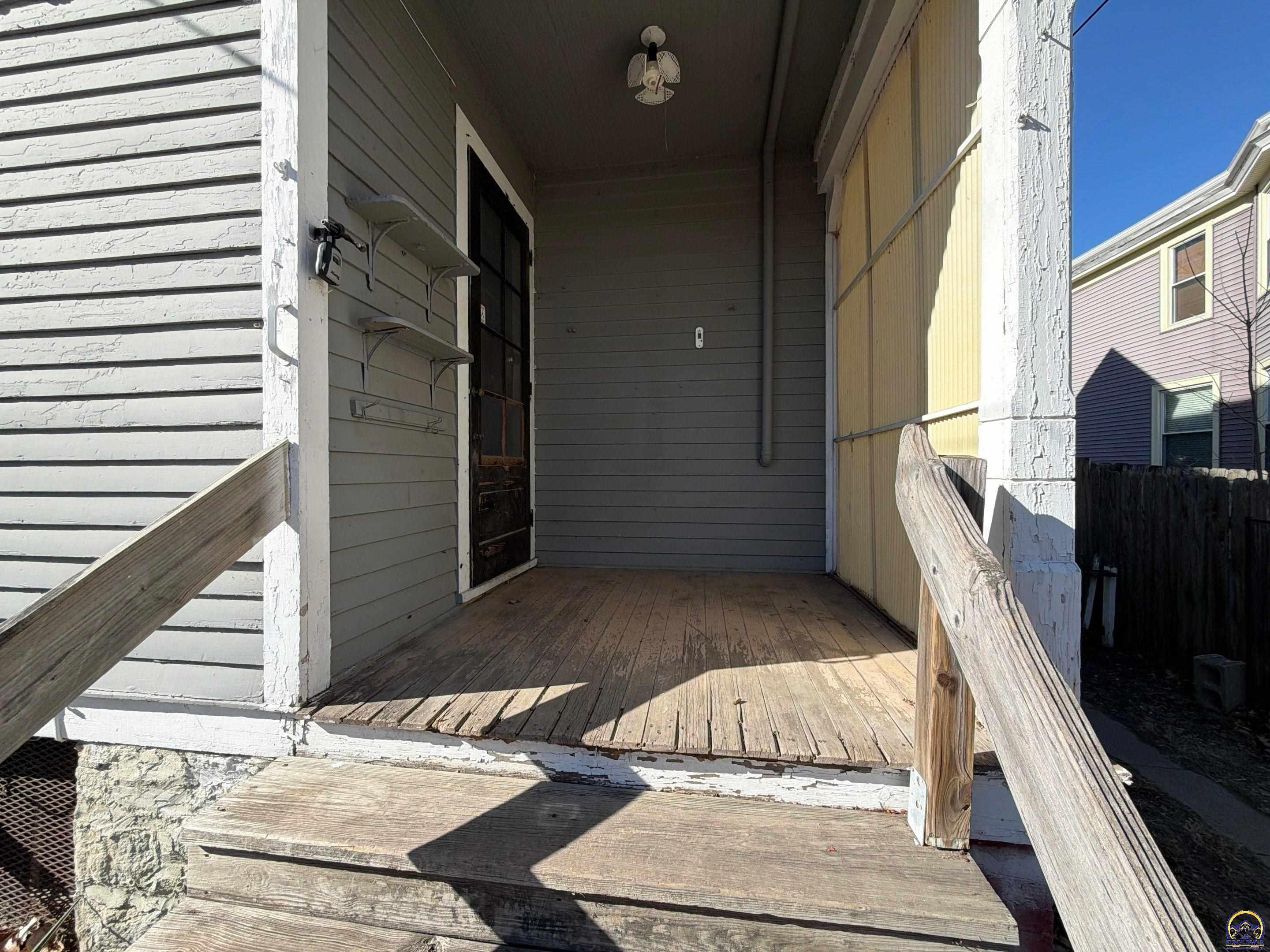 1224 Southwest Taylor Street Topeka, KS 66612 - Photo 28 of 34