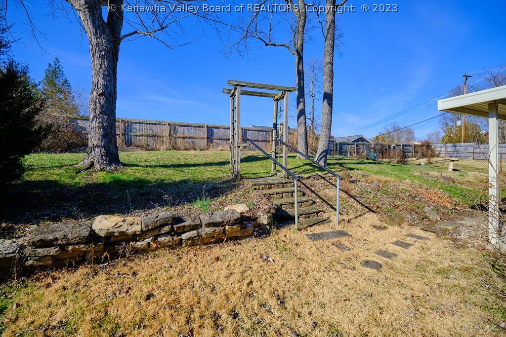 2003 Huber Road Charleston, WV 25314 - Photo 36 of 36 Gallery Image 36