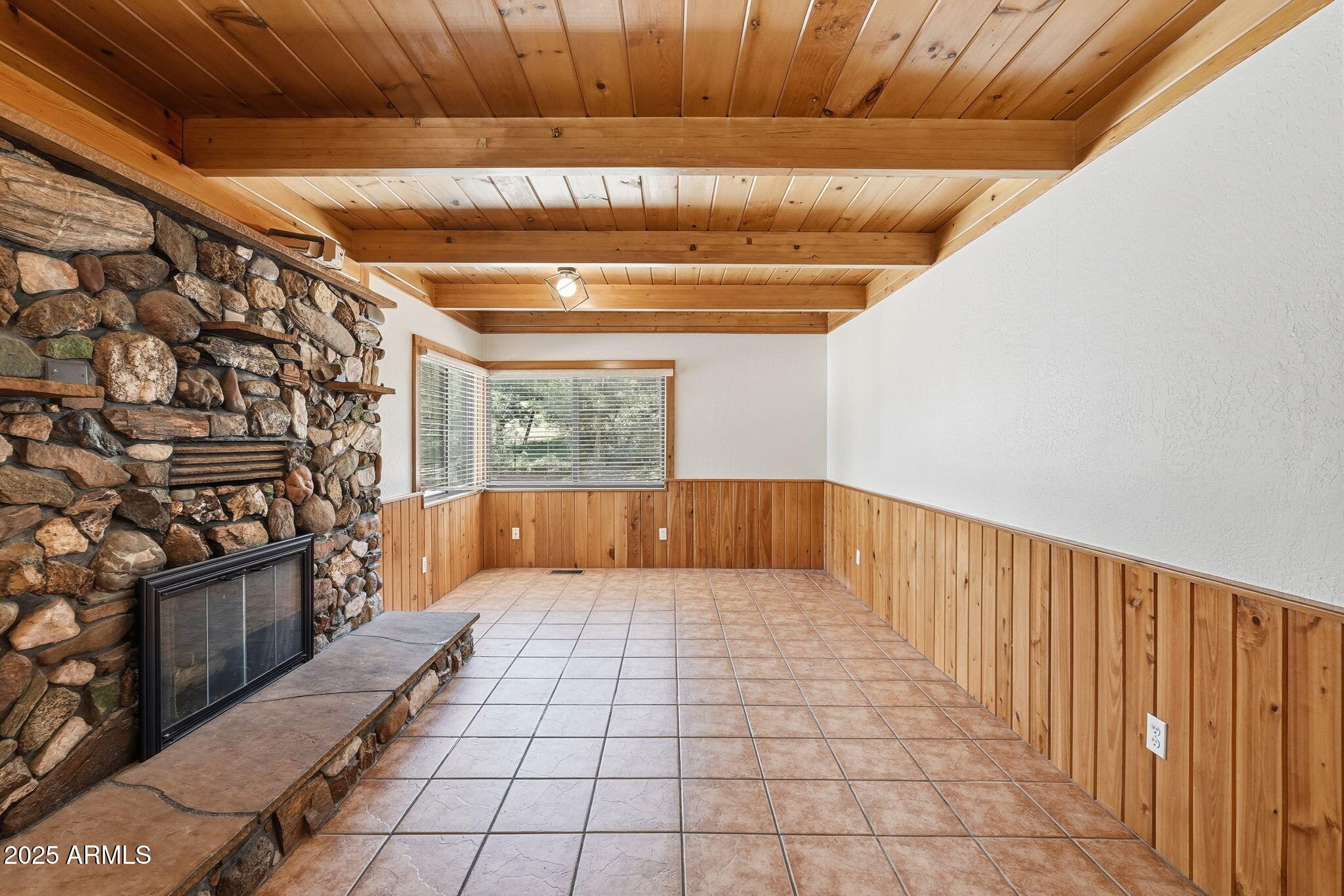 401 South Mariposa Street Payson, AZ 85541 - Photo 9 of 39 a view of entryway with stairs