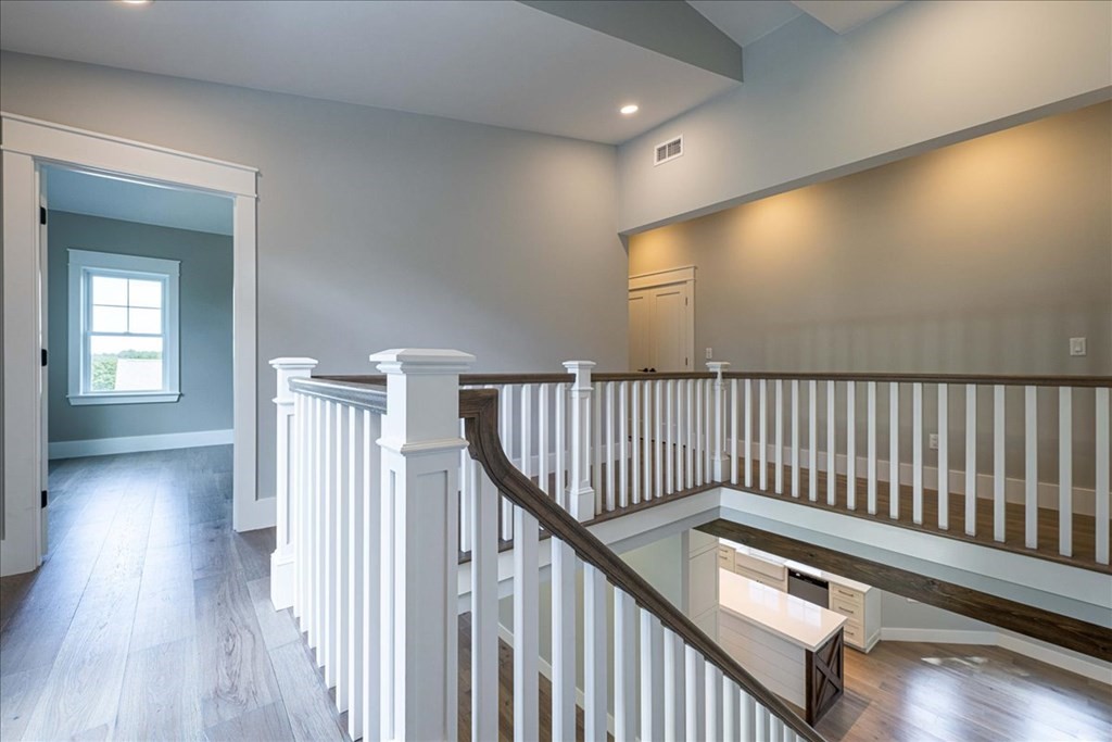 11 Dunedin Road Wellesley, MA 02481 - Photo 17 of 32