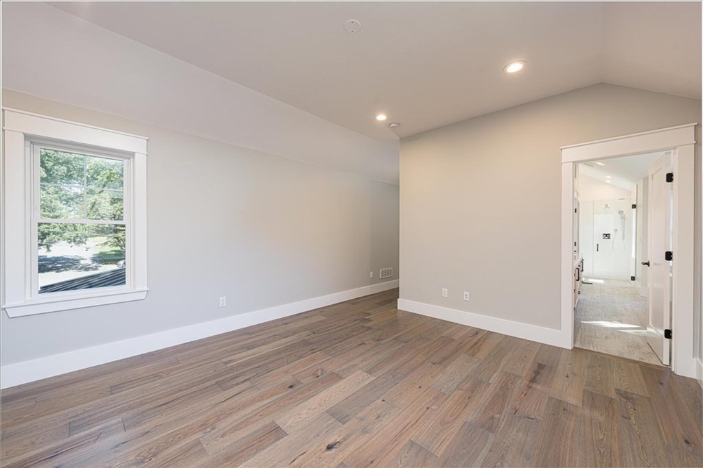 11 Dunedin Road Wellesley, MA 02481 - Photo 19 of 32