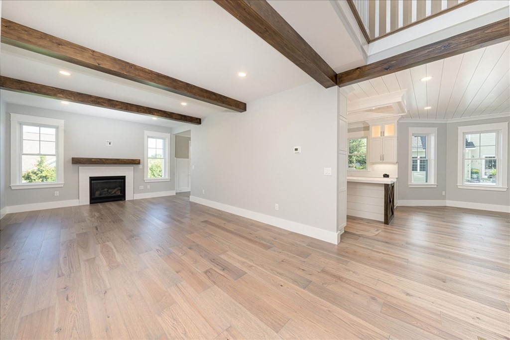 11 Dunedin Road Wellesley, MA 02481 - Photo 4 of 32