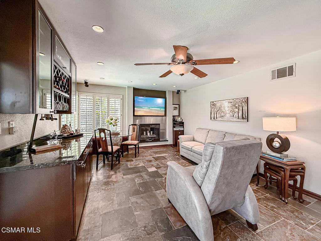 3029 Bianca Circle Simi Valley, CA 93063 - Photo 25 of 72