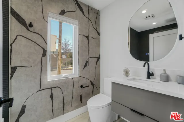 $1,495,000 | 11959 Juniette Street, Culver City, CA 90230