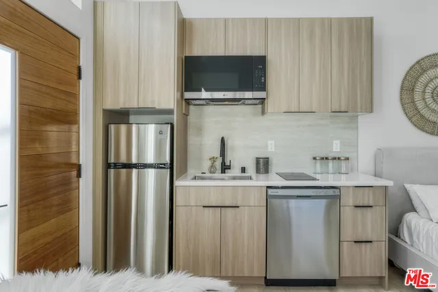 $1,495,000 | 11959 Juniette Street, Culver City, CA 90230