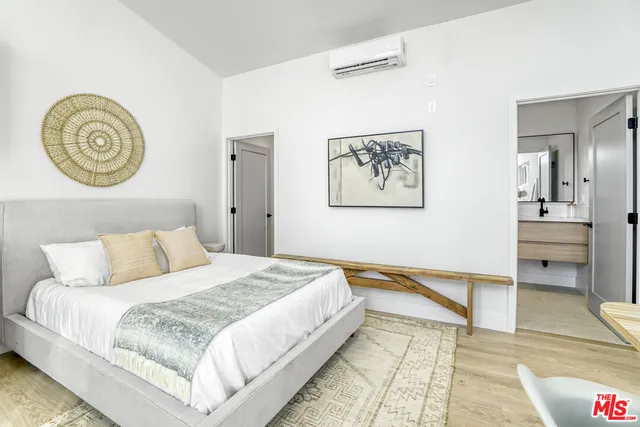 $1,495,000 | 11959 Juniette Street, Culver City, CA 90230