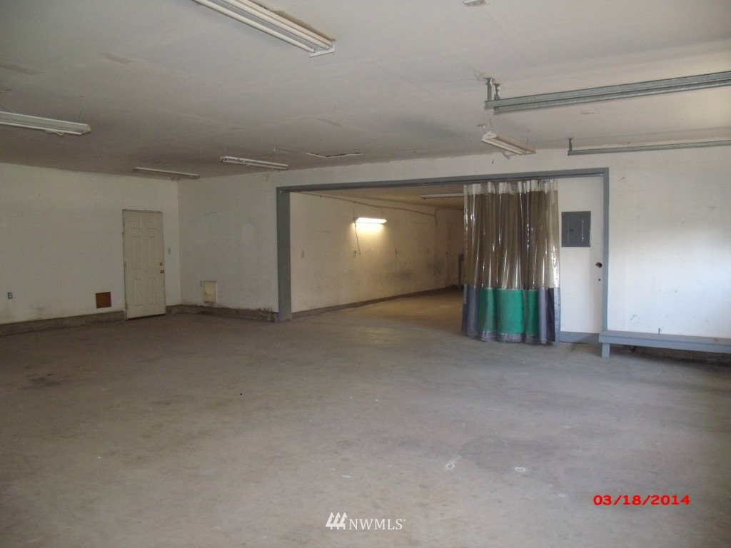 356 Holcomb Road Kelso, WA 98626 - Photo 12 of 24 Gallery Image 12