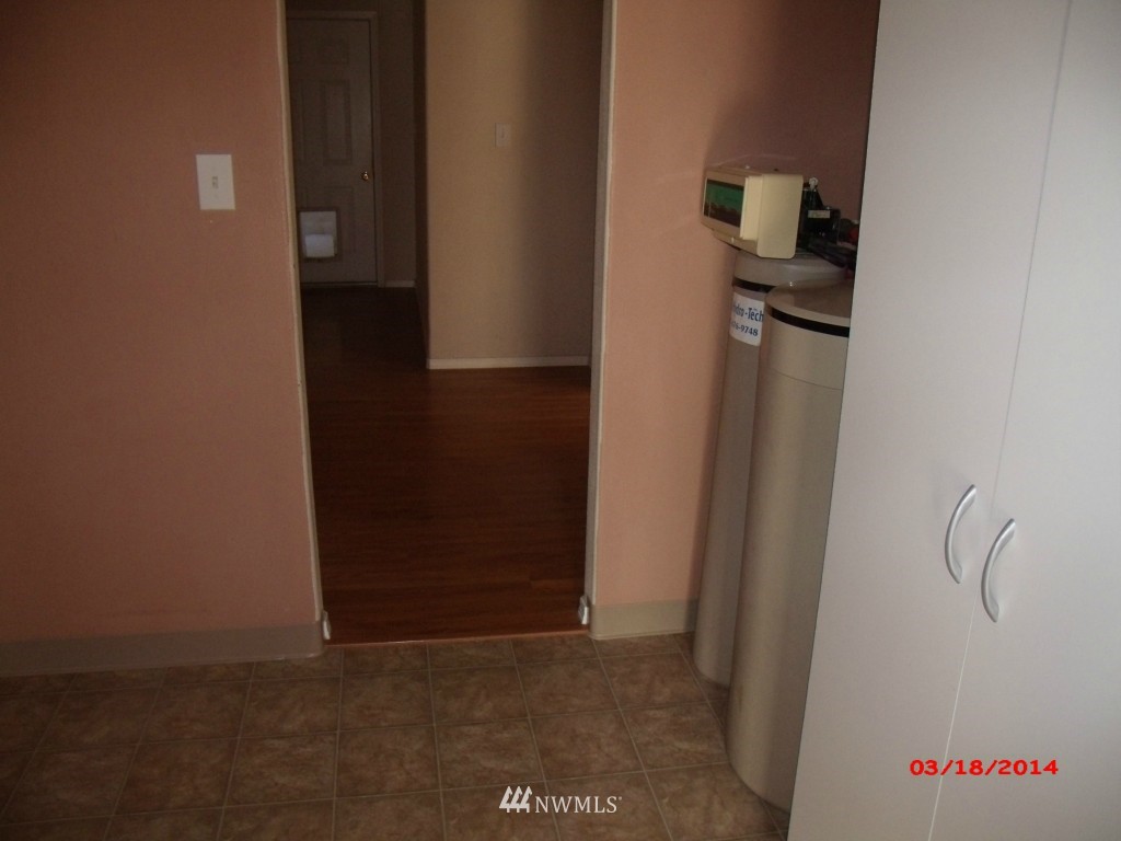 356 Holcomb Road Kelso, WA 98626 - Photo 6 of 24 Gallery Image 6