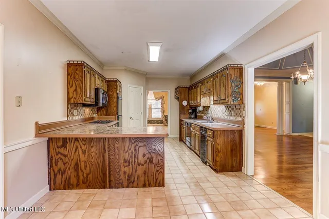 $355,000 | 8500 Cedar Lake Drive North, Walls, MS 38680