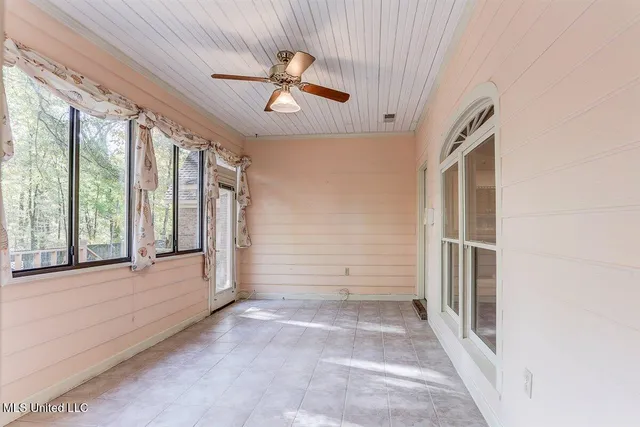 $355,000 | 8500 Cedar Lake Drive North, Walls, MS 38680