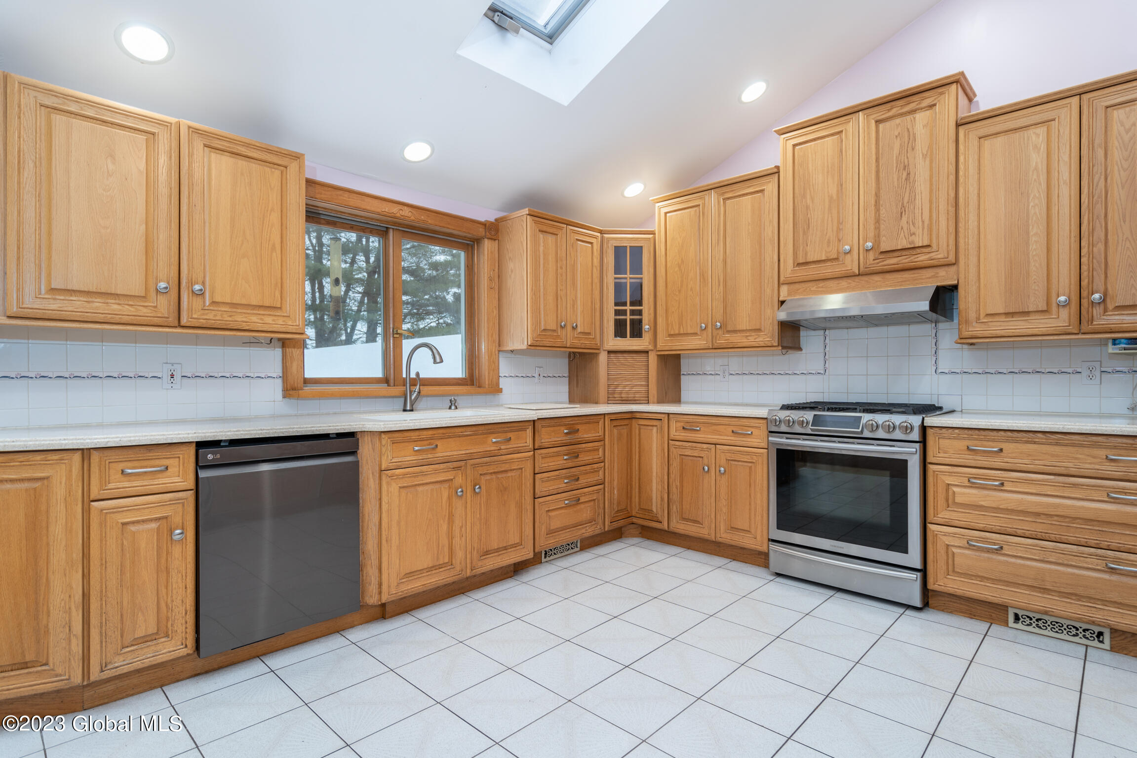 9 Carr Road Wilton, NY 12866 - Photo 3 of 45 9 Carr Rd Saratoga Springs NY mls-6